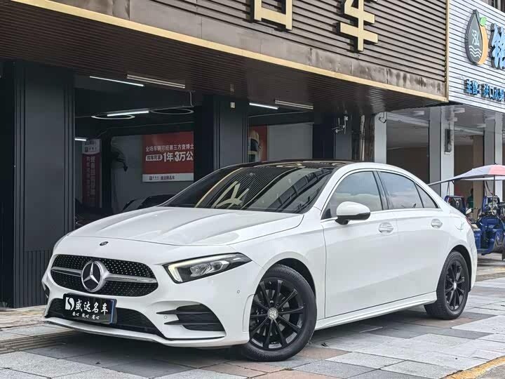 Открыть фотографии: Mercedes-Benz A-Класс IV (W177)