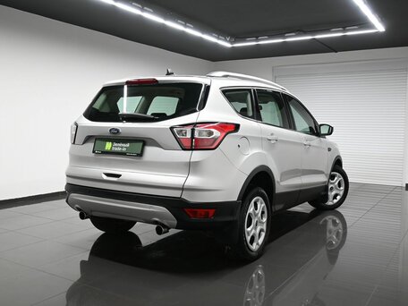 2017 Ford Kuga II Рестайлинг, серебристый, 1745000 рублей, вид 2