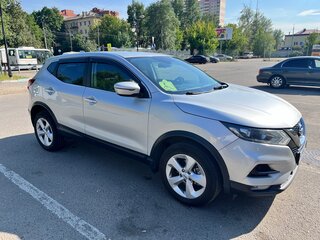 2019 Nissan Qashqai II Рестайлинг, серебристый, 1350000 рублей, вид 3
