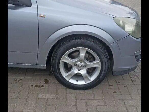 2004 Opel Astra H, серый, 370000 рублей - вид 8