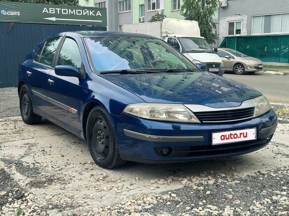 2002 Renault Laguna II, синий