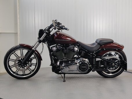 2017 Harley-Davidson Breakout, красный, 1679000 рублей, вид 5