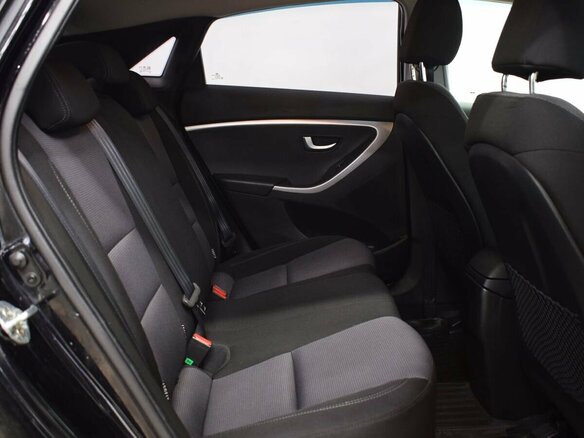 2012 Hyundai i30 II, чёрный, 1100000 рублей - вид 15