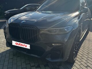 2021 BMW X7 40d I (G07), синий, 8950000 рублей, вид 2