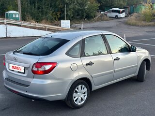 2014 Lada (ВАЗ) Granta I, серебристый, 445000 рублей, вид 3