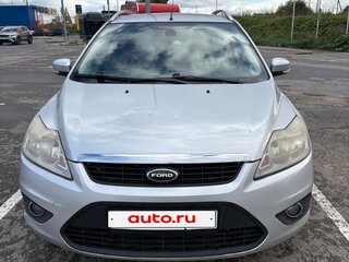 2011 Ford Focus II Рестайлинг, серебристый, 600000 рублей, вид 1