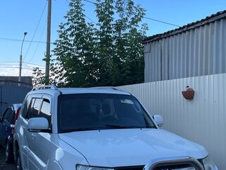 2011 Mitsubishi Pajero IV Рестайлинг 1, белый, 2000000 рублей, вид 3