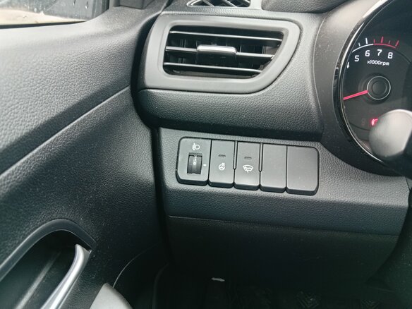 2014 Kia Rio III, чёрный, 720000 рублей - вид 9