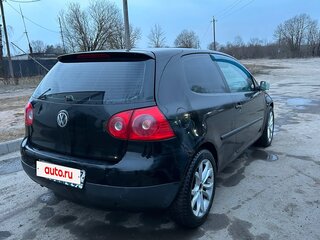 2005 Volkswagen Golf V, чёрный, 330000 рублей, вид 4