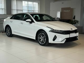 2020 Kia K5 III, белый, 2280000 рублей, вид 3