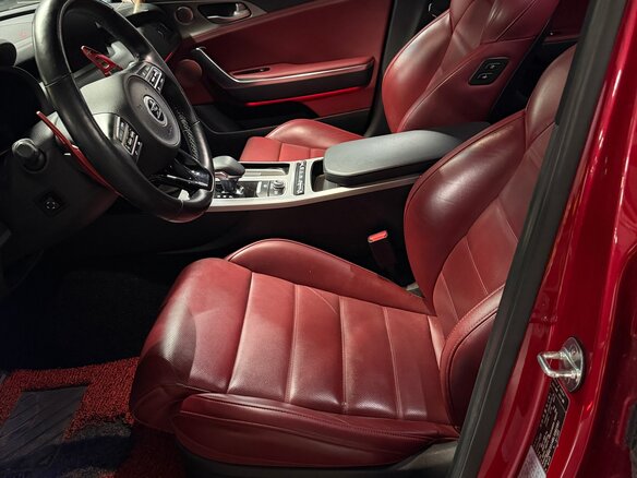 2020 Kia Stinger I, красный, 2700000 рублей - вид 8