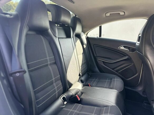 2013 Mercedes-Benz CLA 200 I (C117, X117), белый, 1280000 рублей - вид 18