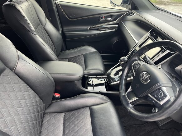 2017 Toyota Harrier III (XU60) Рестайлинг, белый, 2550000 рублей - вид 8