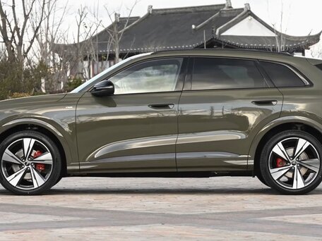 2026 Audi Q5 L III (GU), зелёный, 5900000 рублей, вид 4
