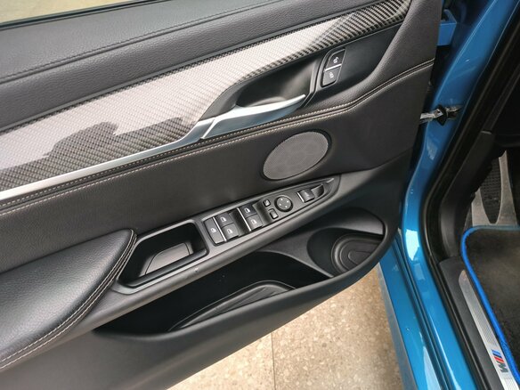 2018 BMW X6 30d II (F16), голубой, 4650000 рублей - вид 12