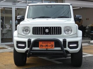 2022 Suzuki Jimny IV, белый, 1579000 рублей, вид 2