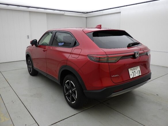 2026 Honda Vezel II Рестайлинг, красный, 2035000 рублей - вид 2