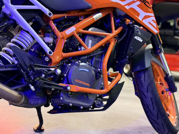 2021 KTM 390 Duke, оранжевый, 450000 рублей - вид 10