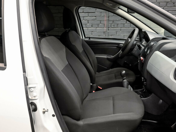 2018 Renault Duster I Рестайлинг, белый, 900000 рублей - вид 11