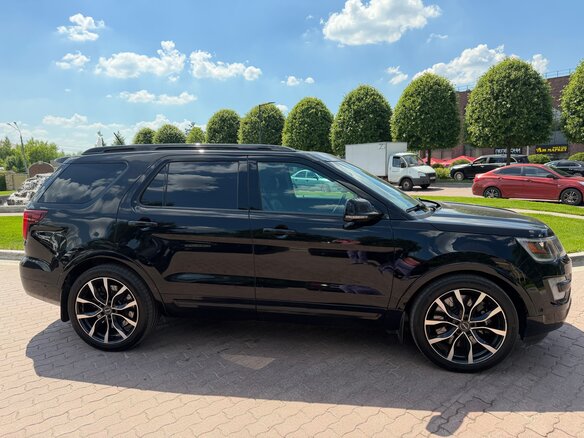2018 Ford Explorer V Рестайлинг, чёрный, 3400000 рублей - вид 6