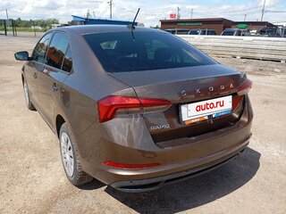 2022 Skoda Rapid II, коричневый, 1576000 рублей, вид 4