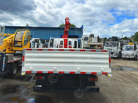 2026 Isuzu Elf (N-series), белый, 9916194 рублей, вид 5