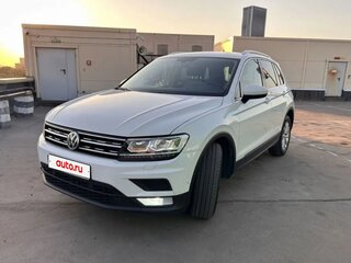2017 Volkswagen Tiguan II, белый, 2250000 рублей, вид 1
