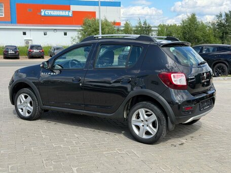 2017 Renault Sandero Stepway II, чёрный, 950000 рублей, вид 5
