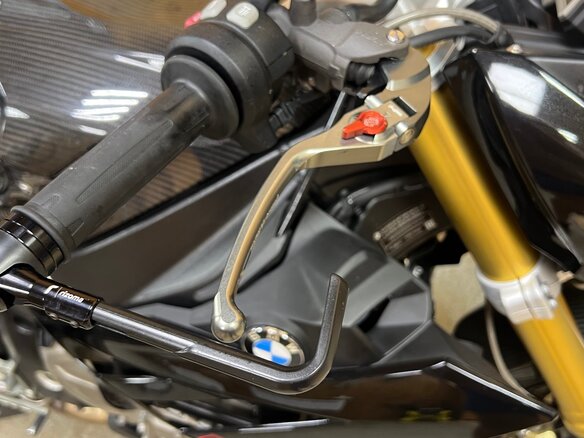 2016 BMW S 1000 R, чёрный, 1249000 рублей - вид 8
