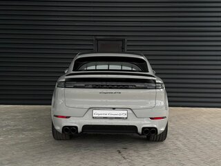 2026 Porsche Cayenne GTS Coupé III Рестайлинг, серый, 28800000 рублей, вид 5