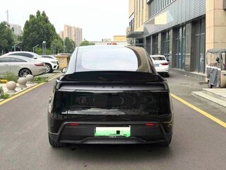 2025 Tesla Model Y Long Range I Рестайлинг, чёрный, 7987000 рублей, вид 5