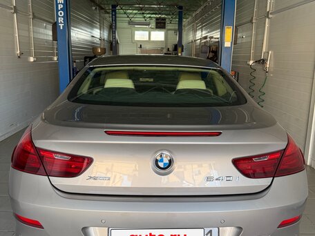 2015 BMW 6 серии 640i xDrive III (F06/F13/F12) Рестайлинг, серебристый, 3245000 рублей, вид 5