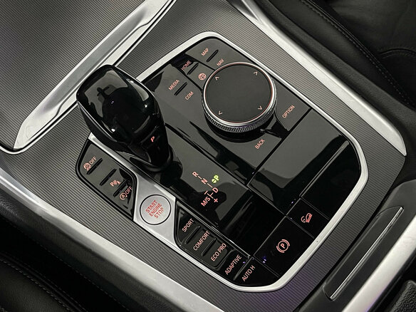 2021 BMW X6 40i III (G06), чёрный - вид 16
