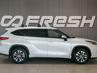 2022 Toyota Highlander IV (XU70), белый, 4305000 рублей, вид 5
