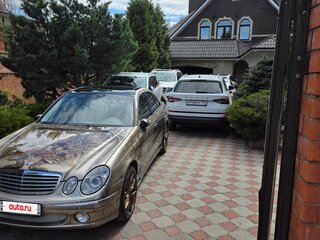 2003 Mercedes-Benz E-Класс 320 III (W211, S211), бежевый, 2600000 рублей, вид 1