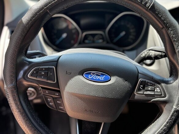 2018 Ford Focus III Рестайлинг, чёрный, 1250000 рублей - вид 5
