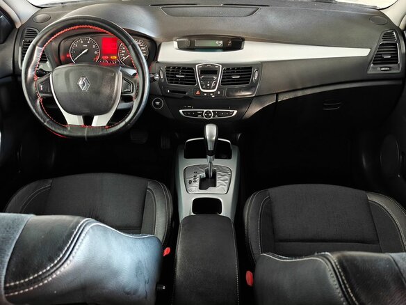 2008 Renault Laguna III, чёрный, 559000 рублей - вид 10