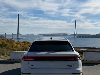 2020 Audi Q8 45 TDI I (4M), белый, 7500000 рублей, вид 4