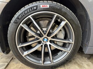 2020 BMW 5 серии 530e xDrive VII (G30/G31/G38) Рестайлинг, серый, 4500000 рублей, вид 3