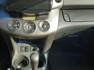 2011 Toyota RAV4 III (XA30) Рестайлинг, серебристый, 1600000 рублей, вид 3