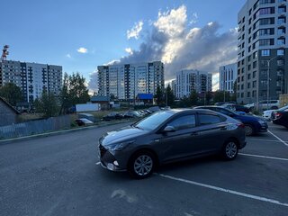 2021 Hyundai Solaris II Рестайлинг, серый, 1430000 рублей, вид 3
