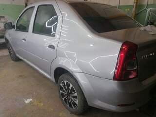 2013 Renault Logan I Рестайлинг, серый, 210000 рублей, вид 1