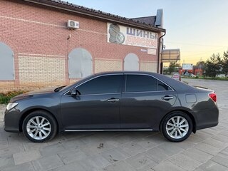 2012 Toyota Camry VII (XV50), серый, 1280000 рублей, вид 2