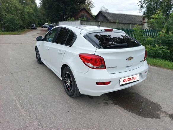 2013 Chevrolet Cruze I Рестайлинг, белый, 691000 рублей - вид 1