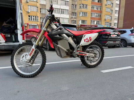 2006 Honda CRF 250R, красный, 399000 рублей, вид 1