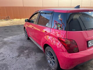 2002 Toyota Ist I, красный, 400000 рублей, вид 4
