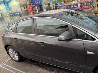 2011 Opel Astra J, серый, 580000 рублей, вид 3