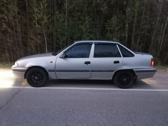 2005 Daewoo Nexia I, серебристый, 150000 рублей - вид 2