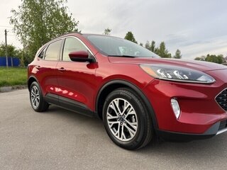 2021 Ford Escape IV, красный, 1900000 рублей, вид 1