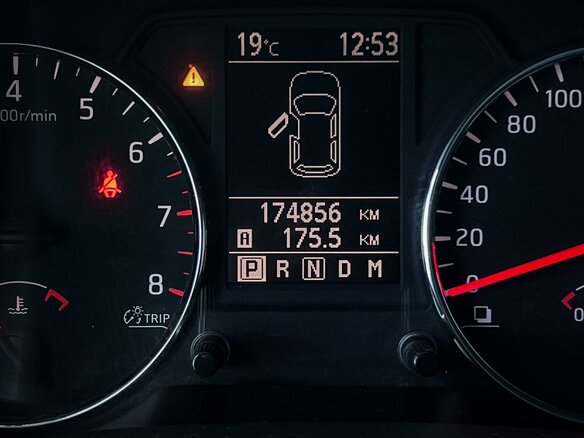 2011 Nissan X-Trail II Рестайлинг, серый, 1220000 рублей - вид 15